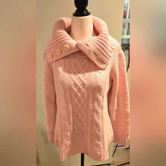 Pullover - Picture 1 of 3